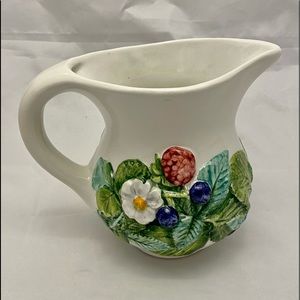 Caja Company Pottery Forest Berry Creamer Made in Italy Italian Pottery VTG EUC